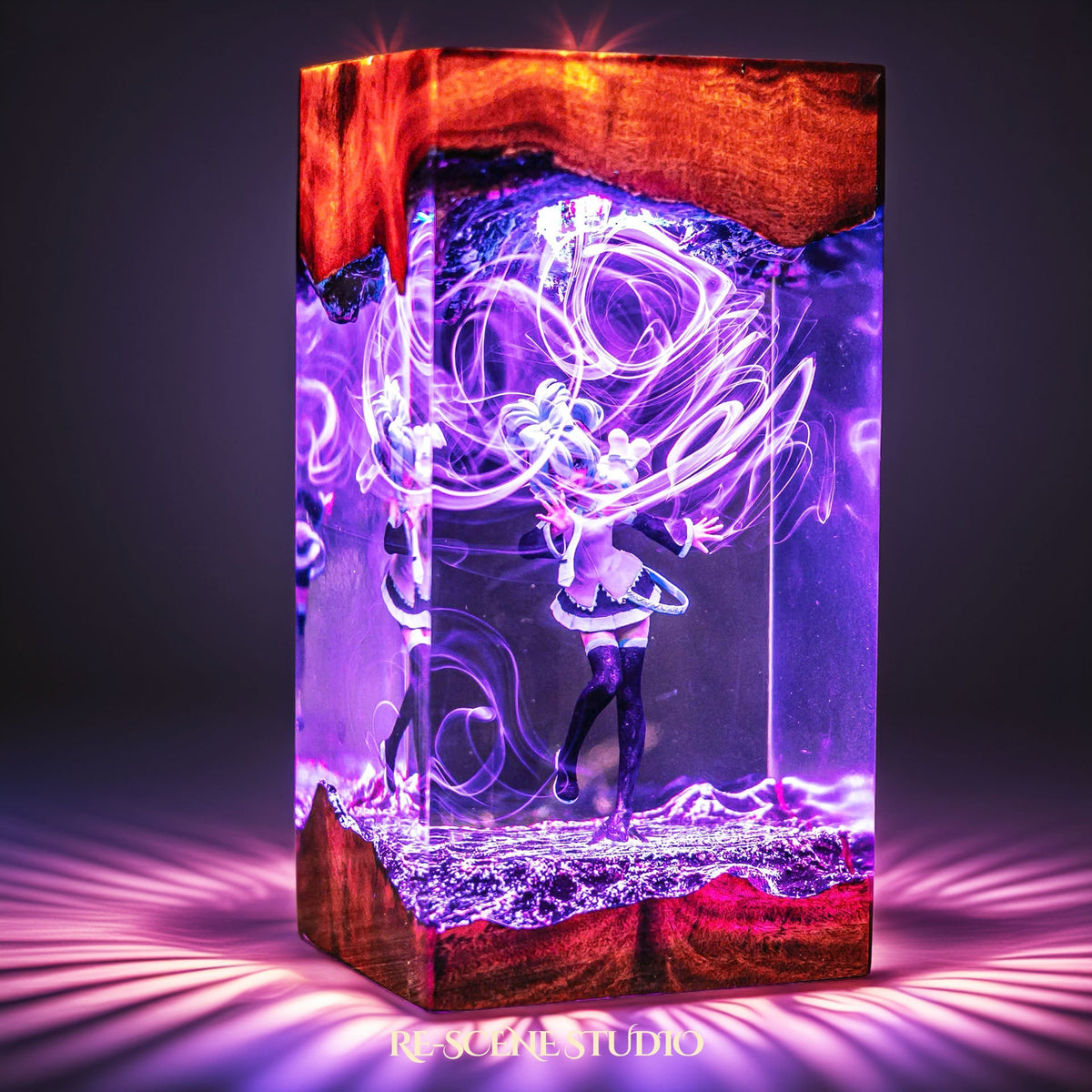 Hatsune Miku Resin Lamp V2 — view 4