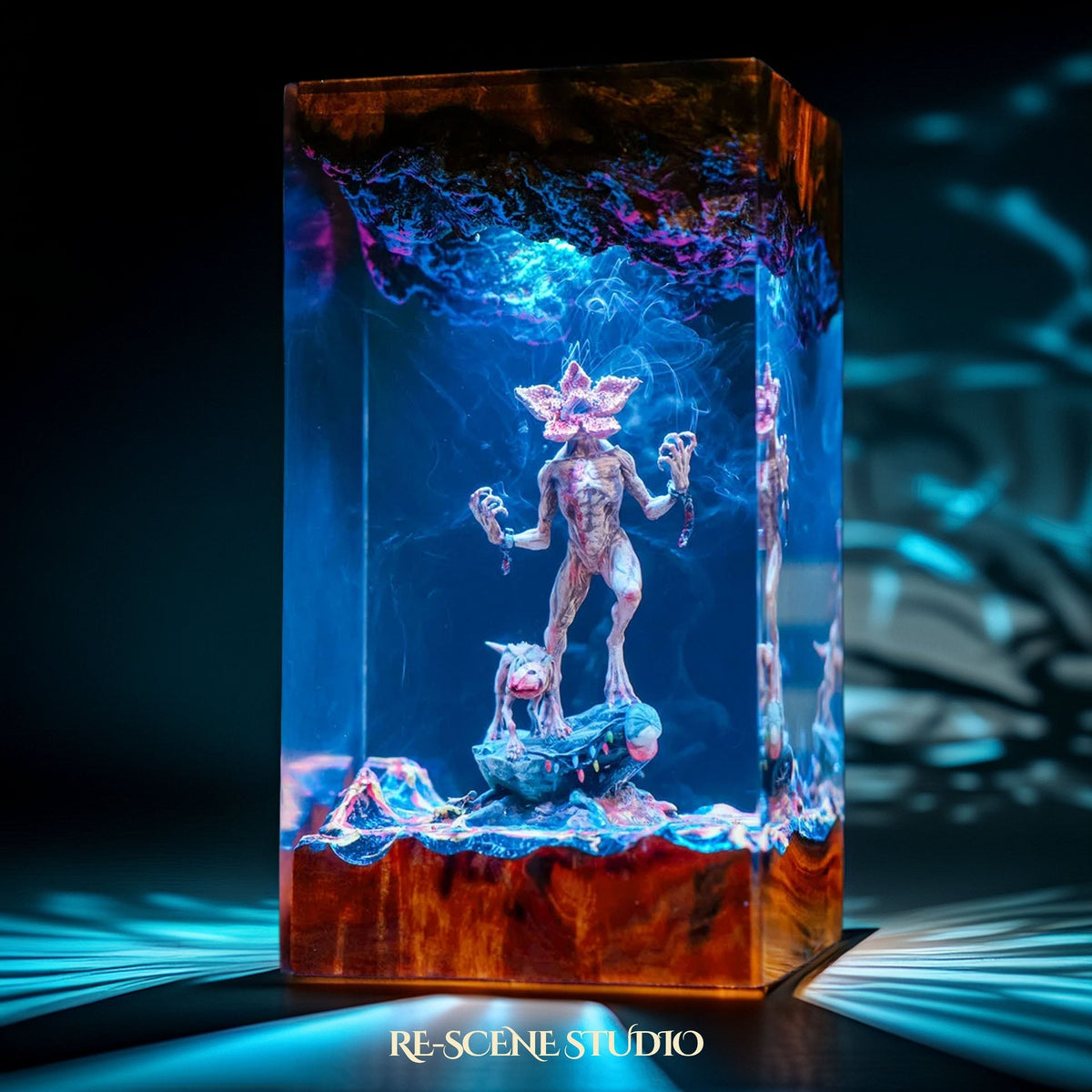 Demogorgon Resin Lamp — view 4