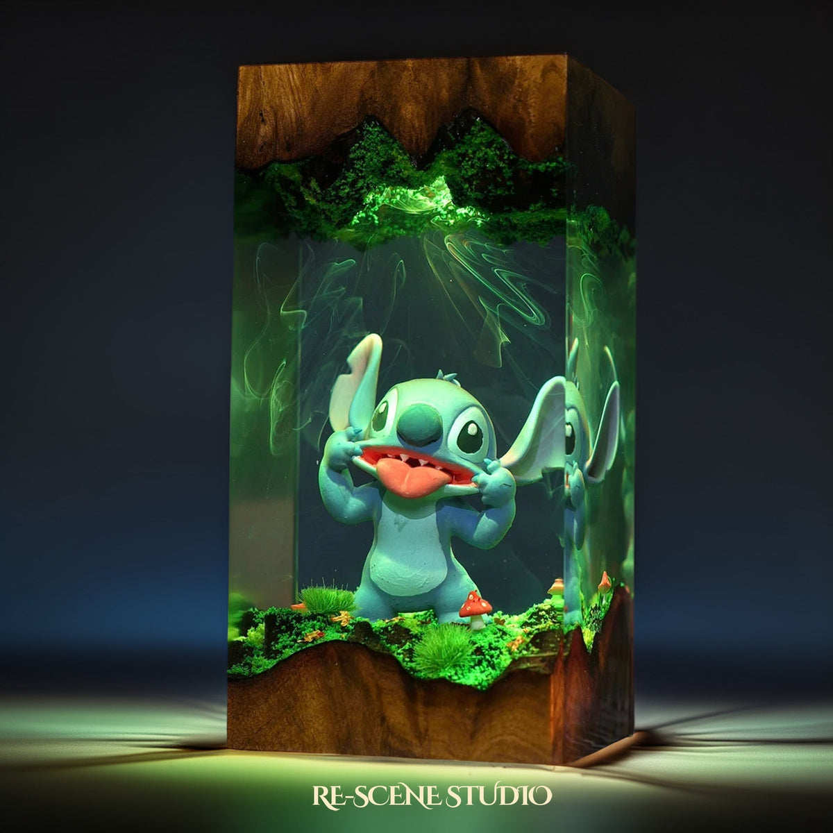 Stitch Resin Lamp V2 — view 4