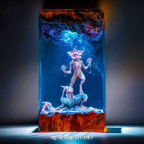 Demogorgon Resin Lamp — view 2
