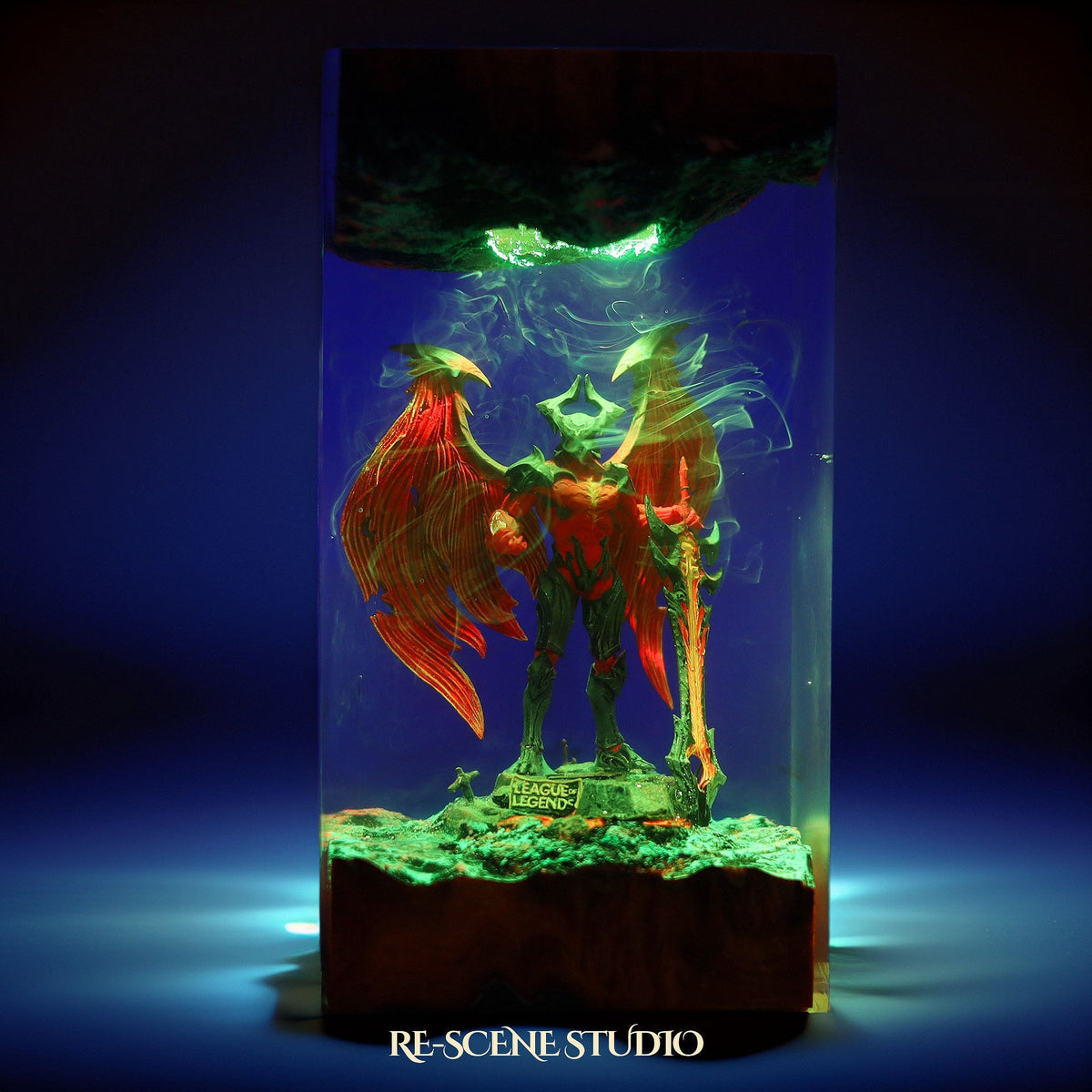 Aatrox Resin Lamp — view 5