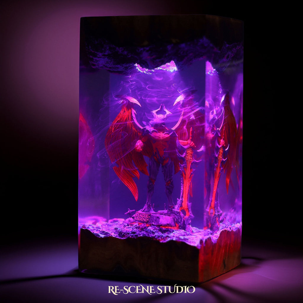 Aatrox Resin Lamp — view 7