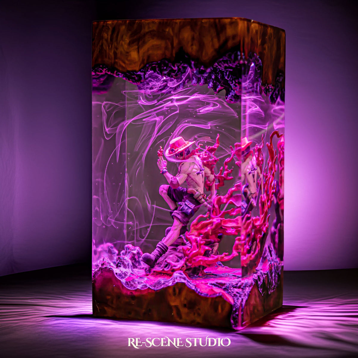Ace Resin Lamp V1 — view 5