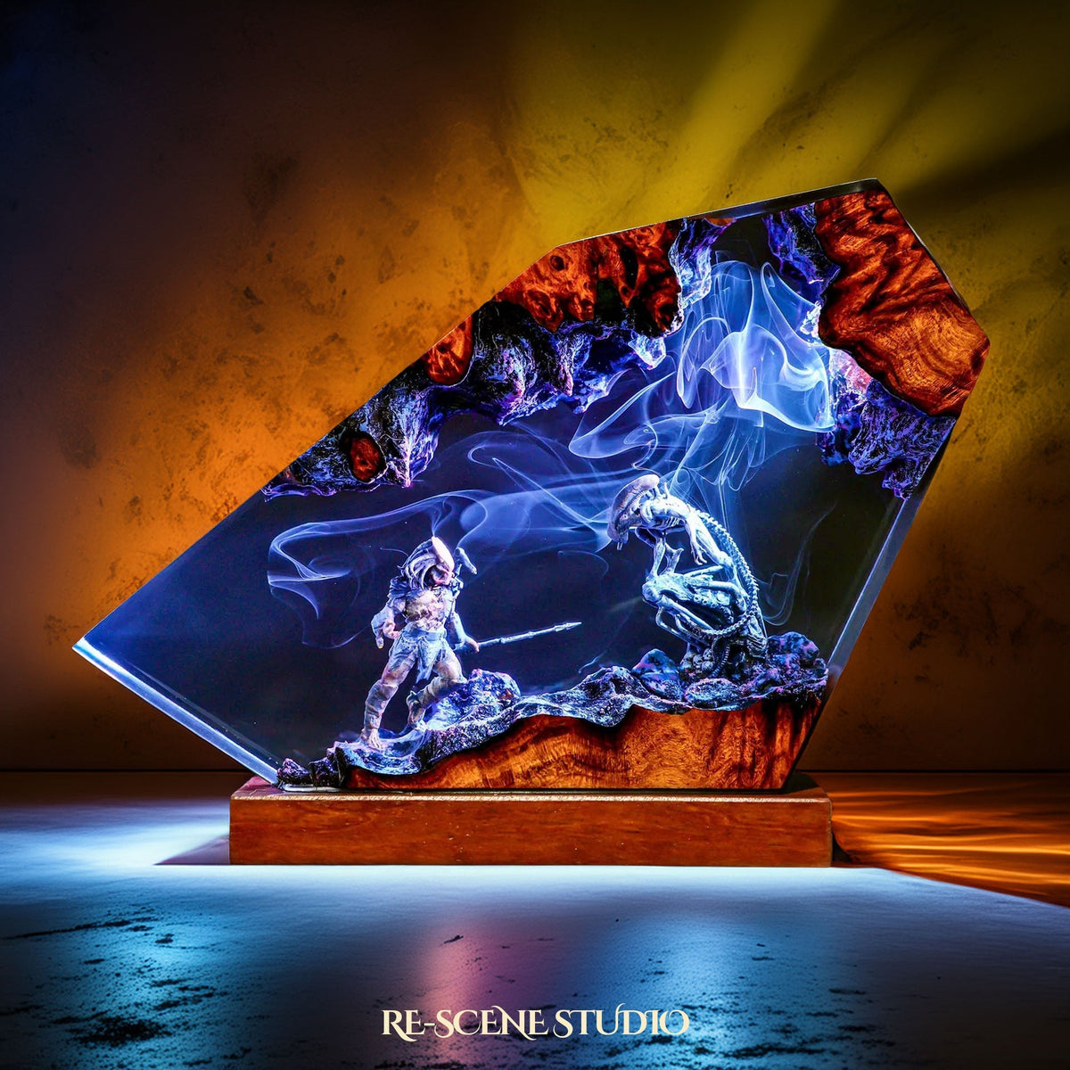 Space Explorer vs Xenomorph Resin Lamp