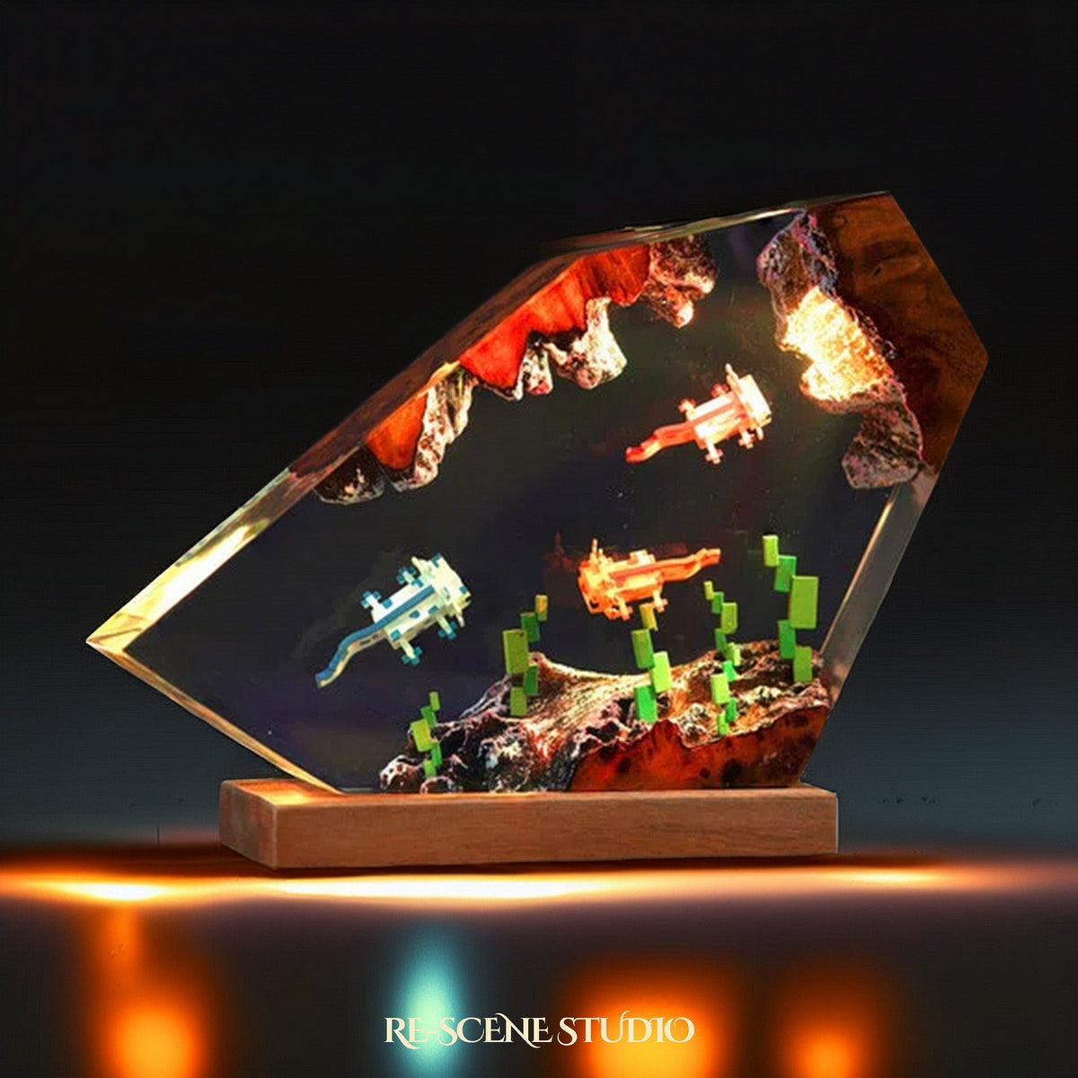 Minecraft Axolotl Resin Lamp — view 4