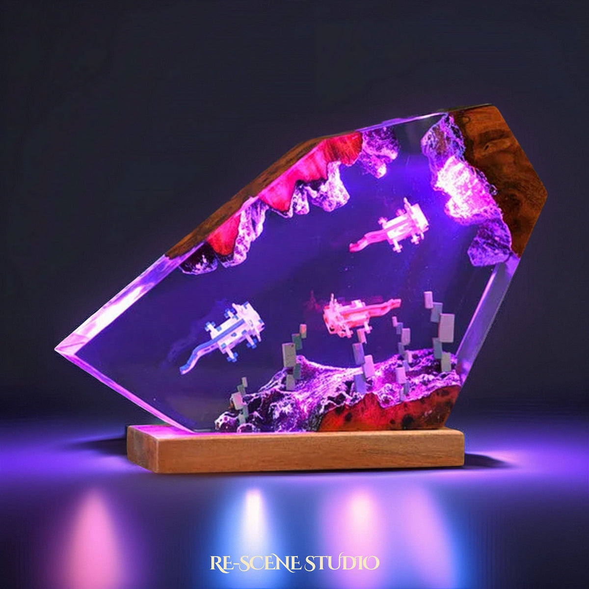 Minecraft Axolotl Resin Lamp — view 6