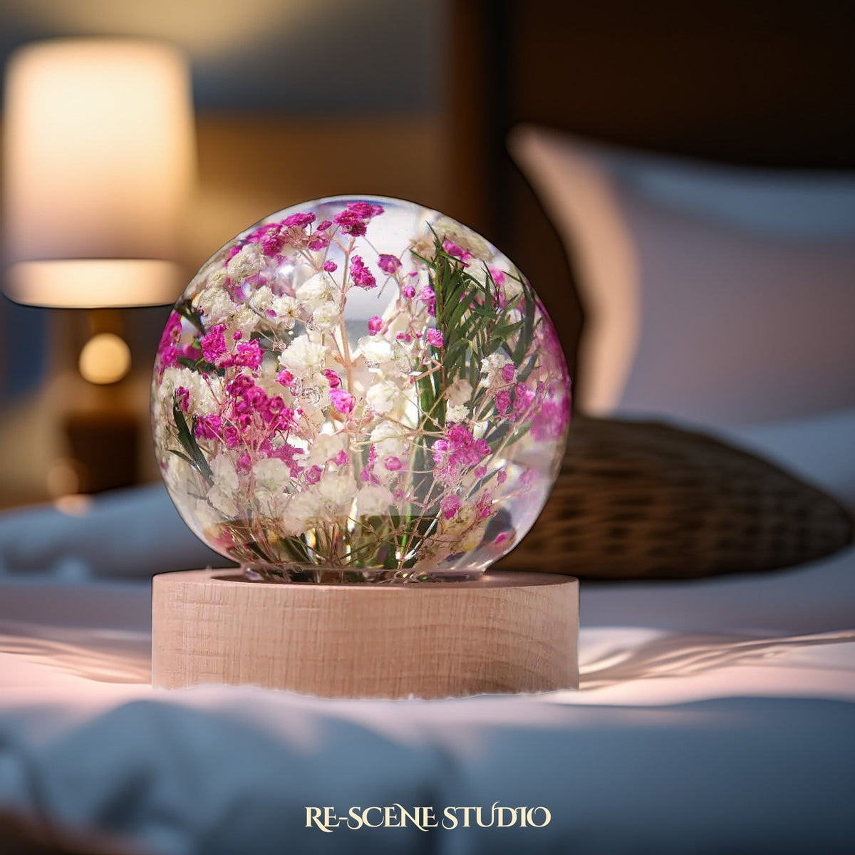 Baby's Breath Sphere Resin Lamp — view 5