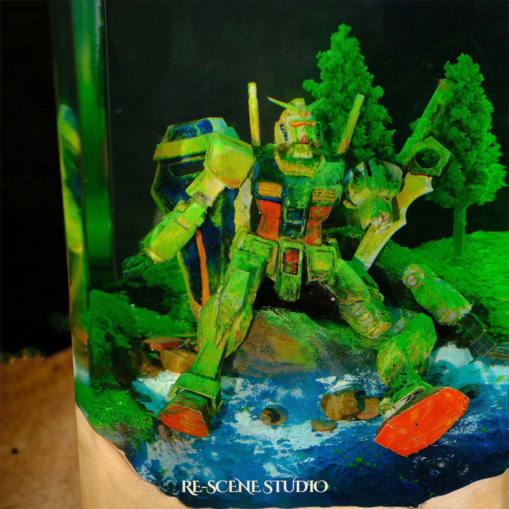 Gundam Aqua Resin Lamp — view 3