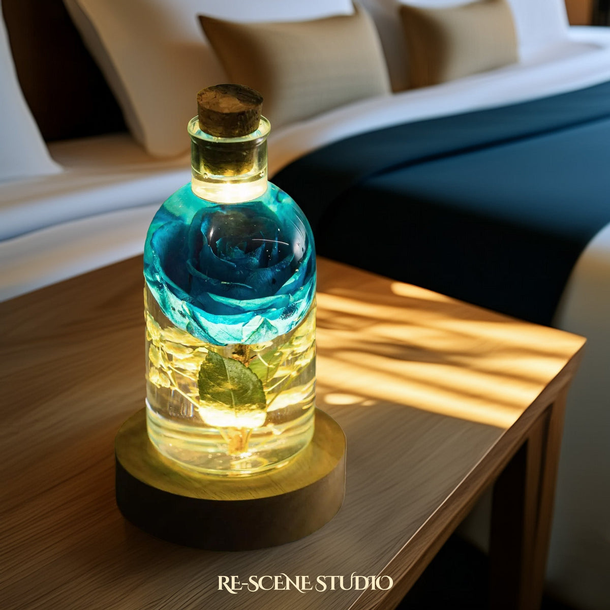 Blue Rose Resin Lamp — view 4