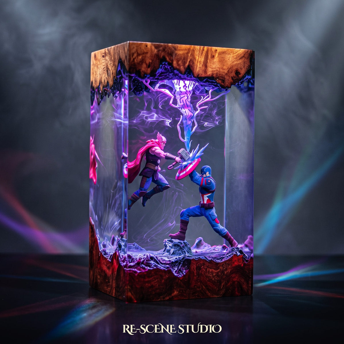 Captain America vs Thor Resin Lamp — view 2