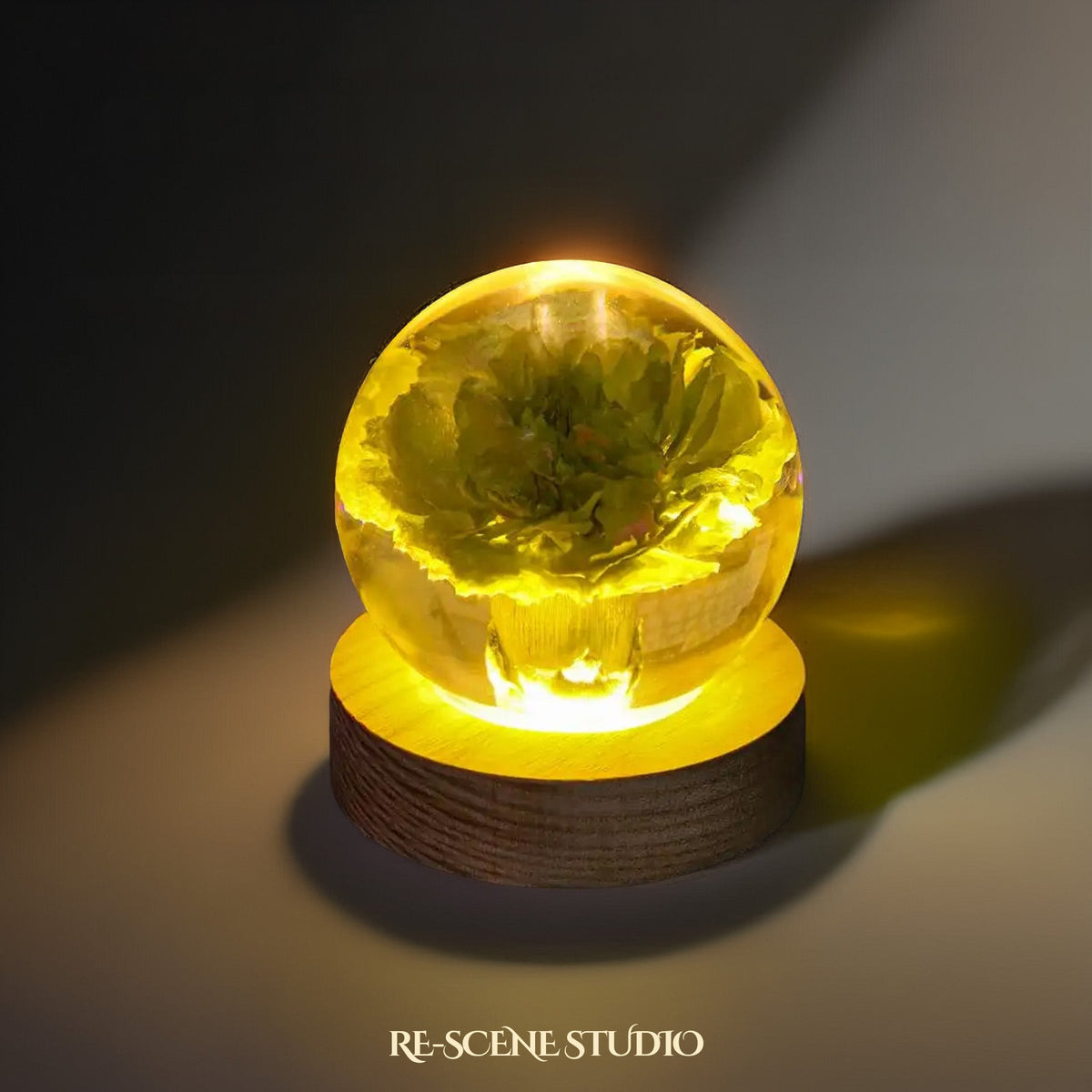 Carnation Sphere Resin Lamp — view 4