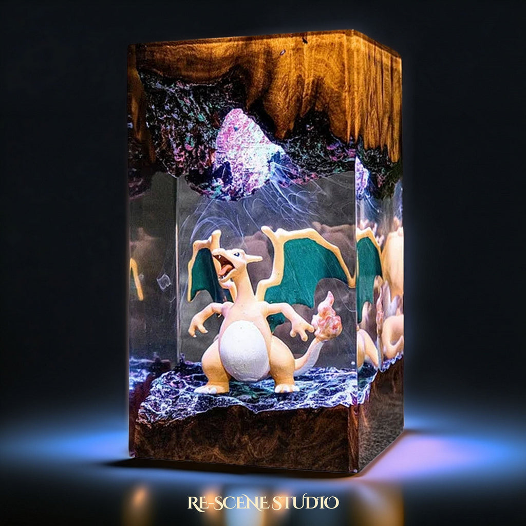 Charizard Resin Lamp V1 — view 2