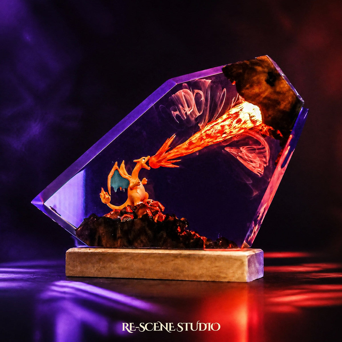 Charizard Resin Lamp V2 — view 5
