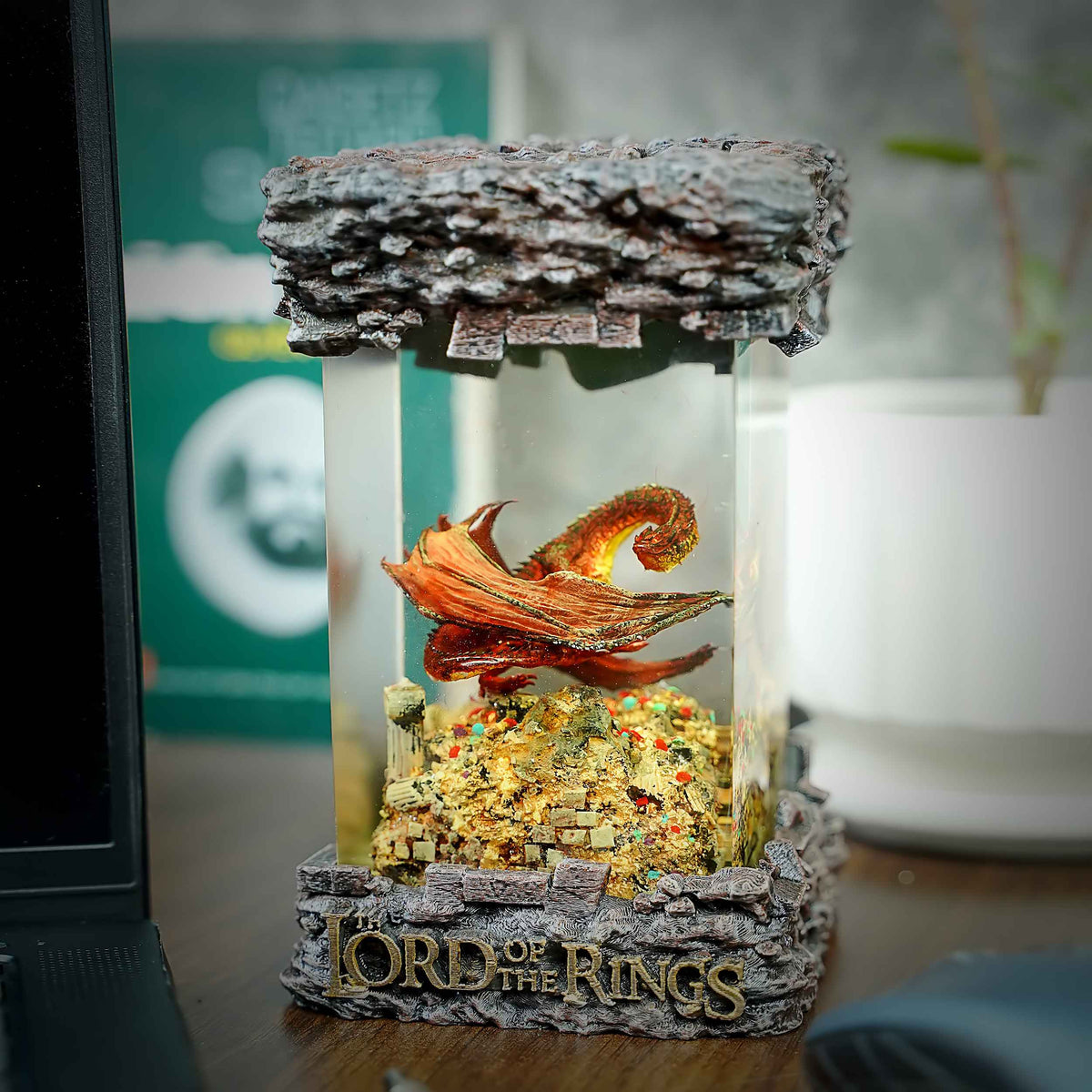 Smaug Resin Lamp, Lord of the Rings — view 4