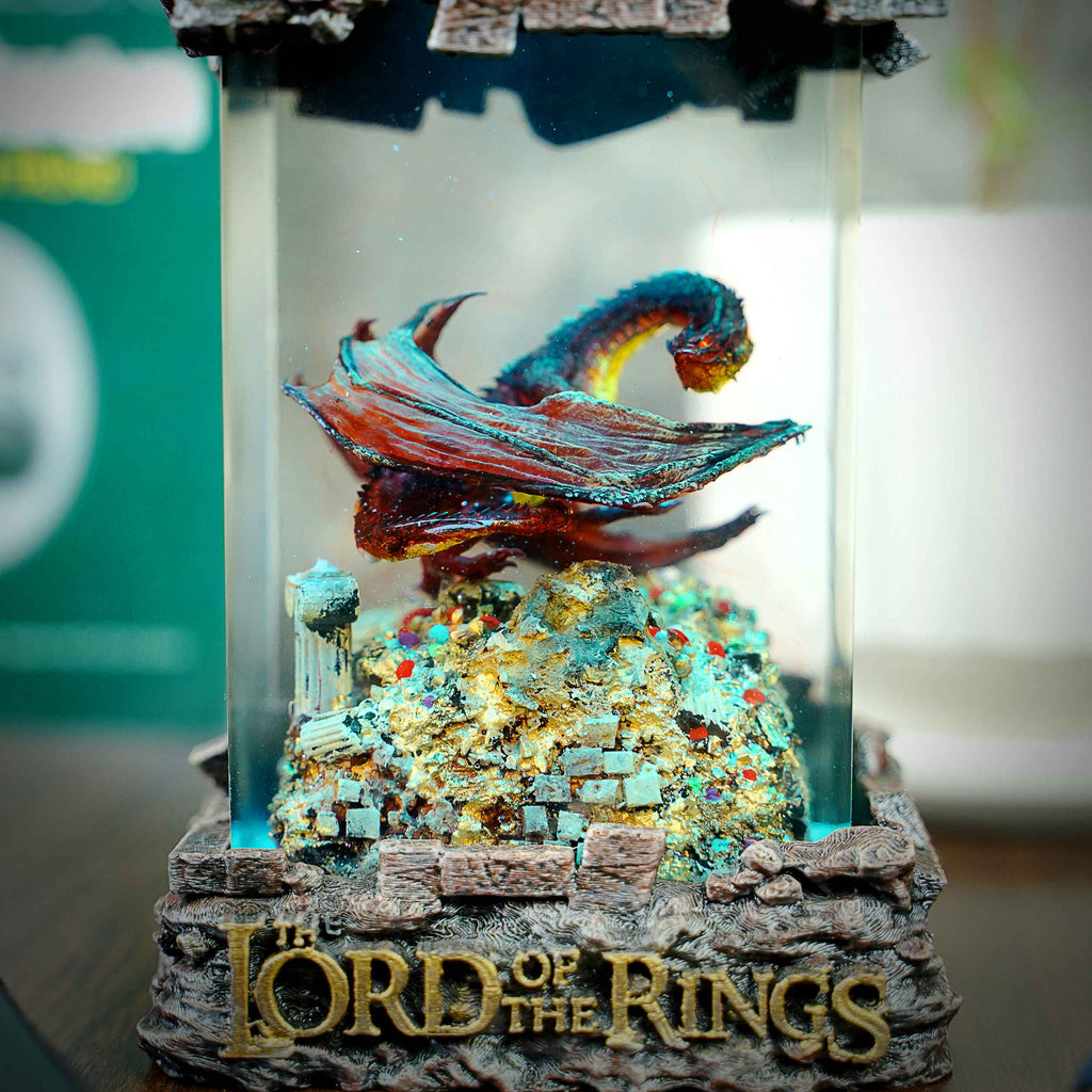 Smaug Resin Lamp, Lord of the Rings — view 5