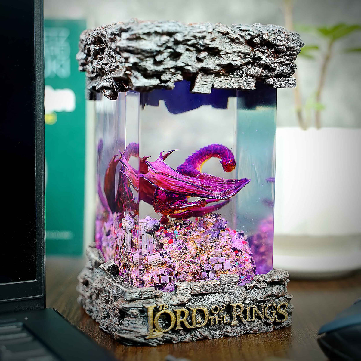 Smaug Resin Lamp, Lord of the Rings — view 6