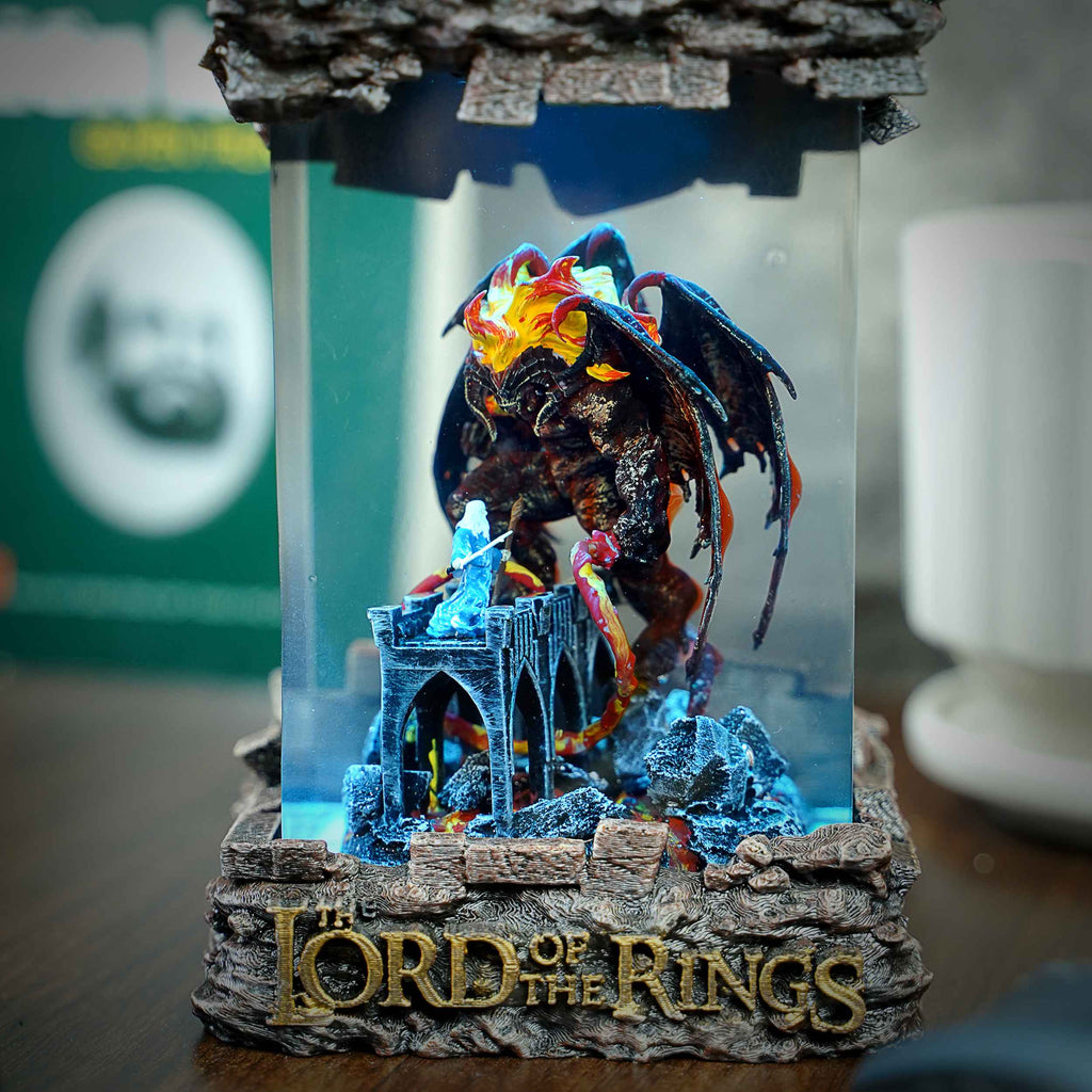 Balrog vs Gandalf Resin Lamp, The Lord of the Rings — view 4