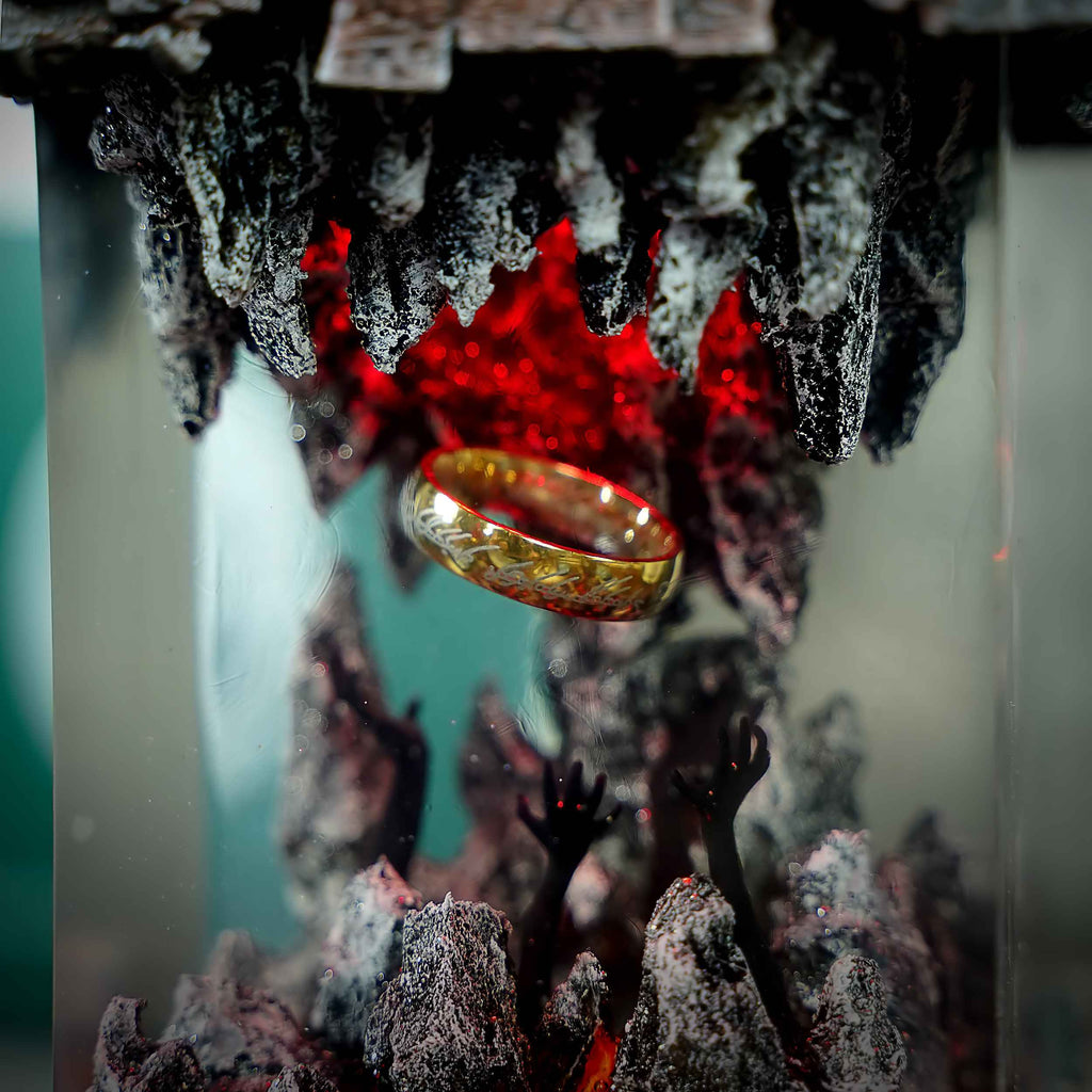 The One Ring Resin Lamp, The Lord of the Rings — view 9