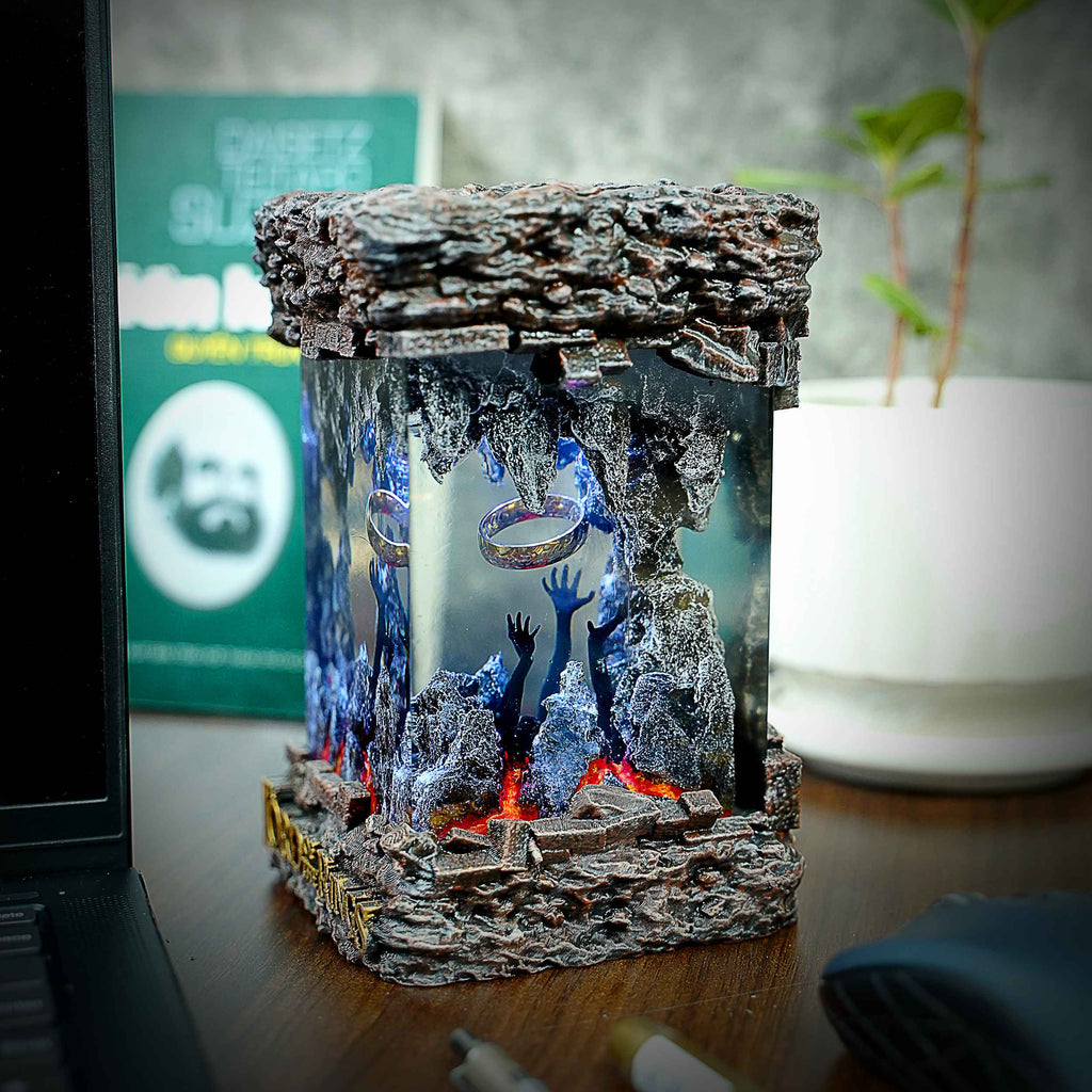 The One Ring Resin Lamp, The Lord of the Rings — view 12