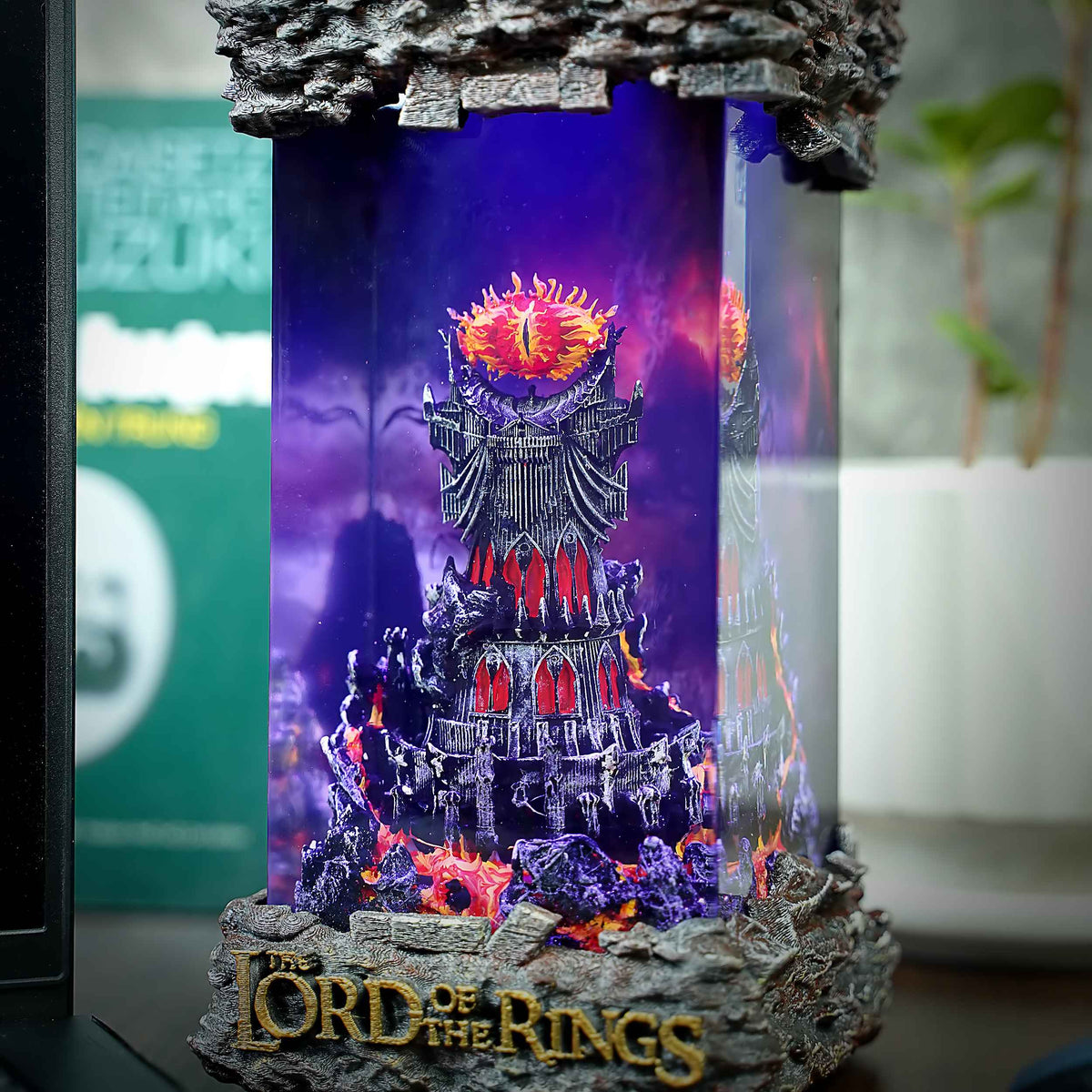 Eye of Sauron Resin Lamp, The Lord of the Rings — view 3