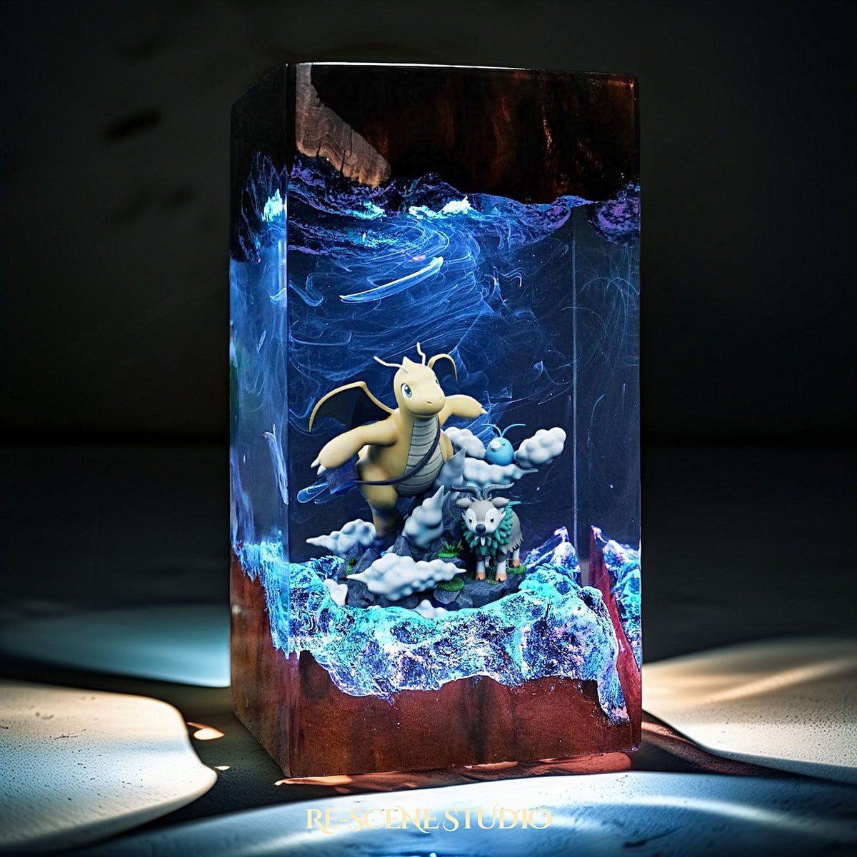 Dragonite Resin Lamp