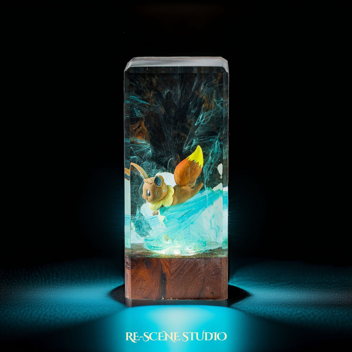Eevee Resin Lamp — view 4