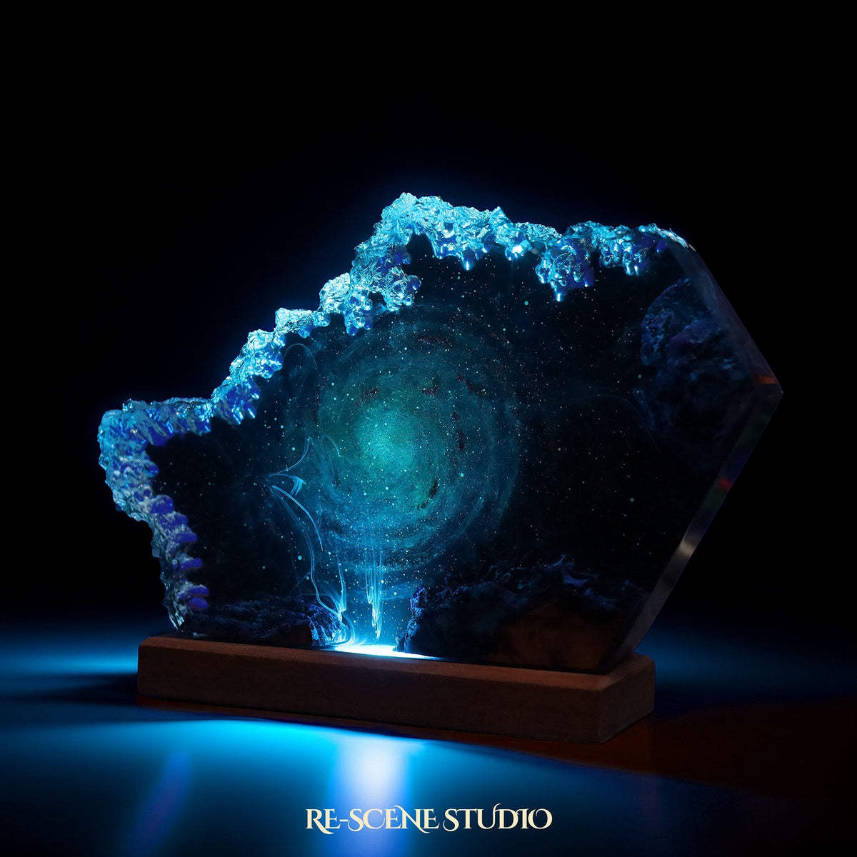 Eternal Void Resin Lamp — view 5