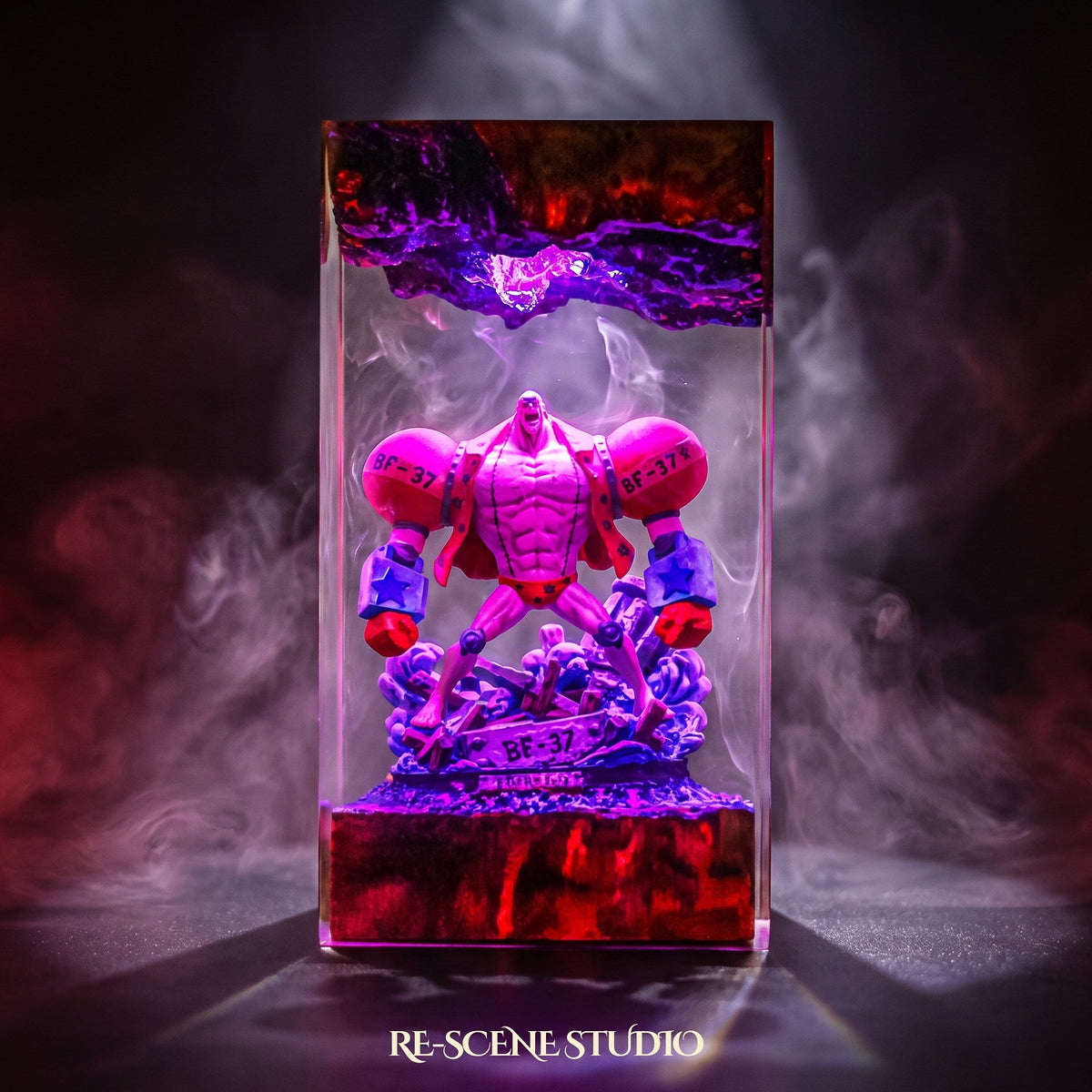 Franky Resin Lamp — view 2
