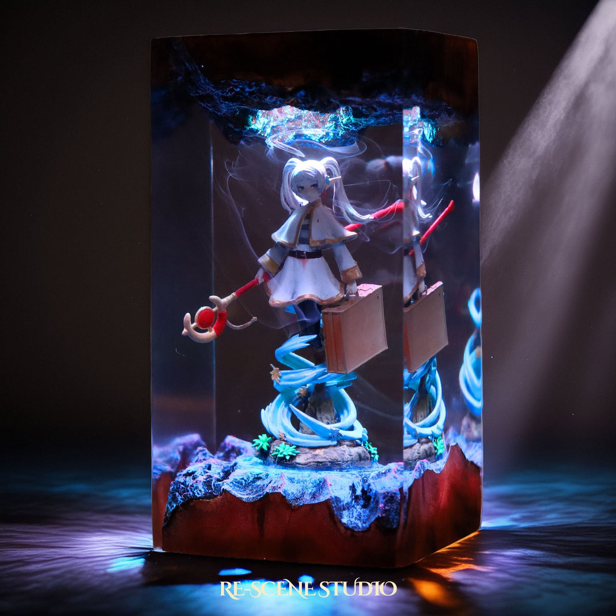 Frieren Resin Lamp — view 8