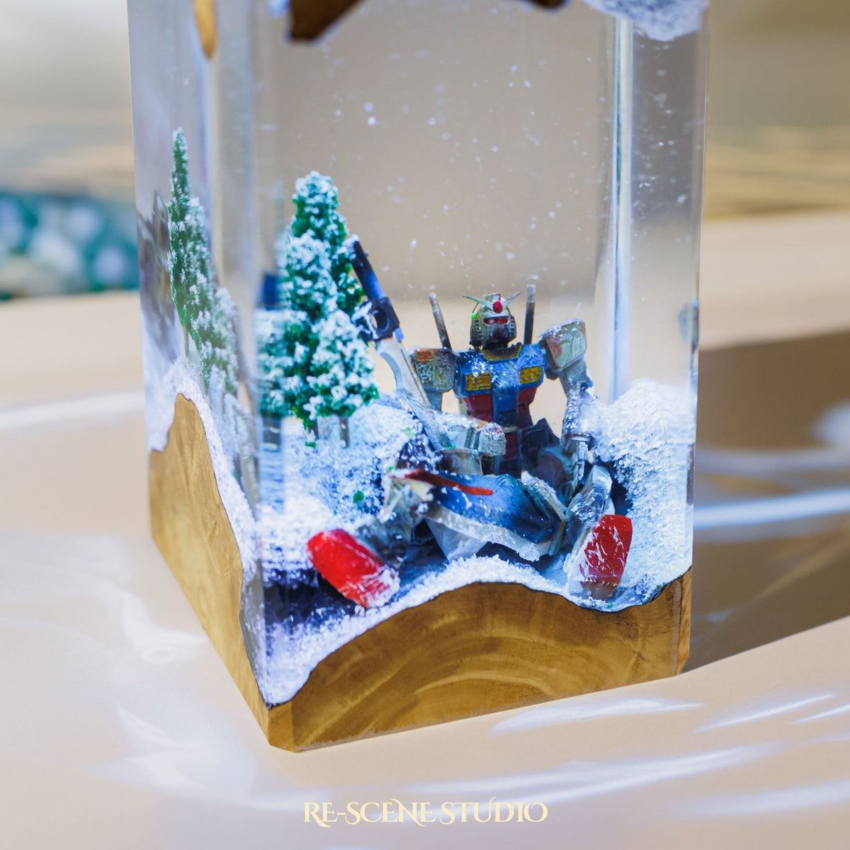 Gundam Snowfield Resin Lamp — view 5