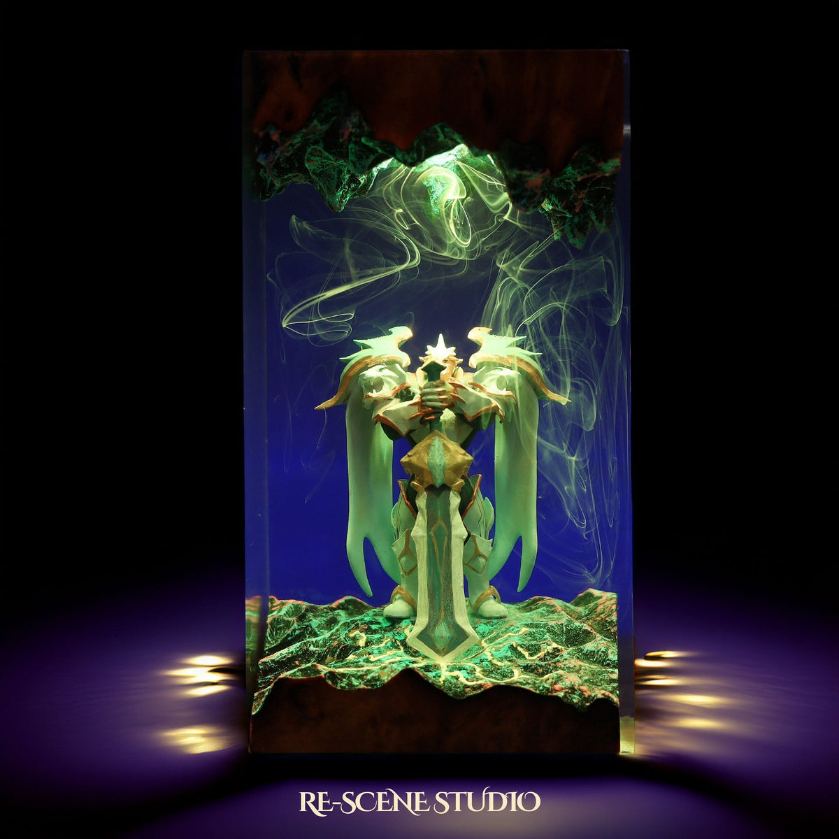 Garen Resin Lamp — view 2