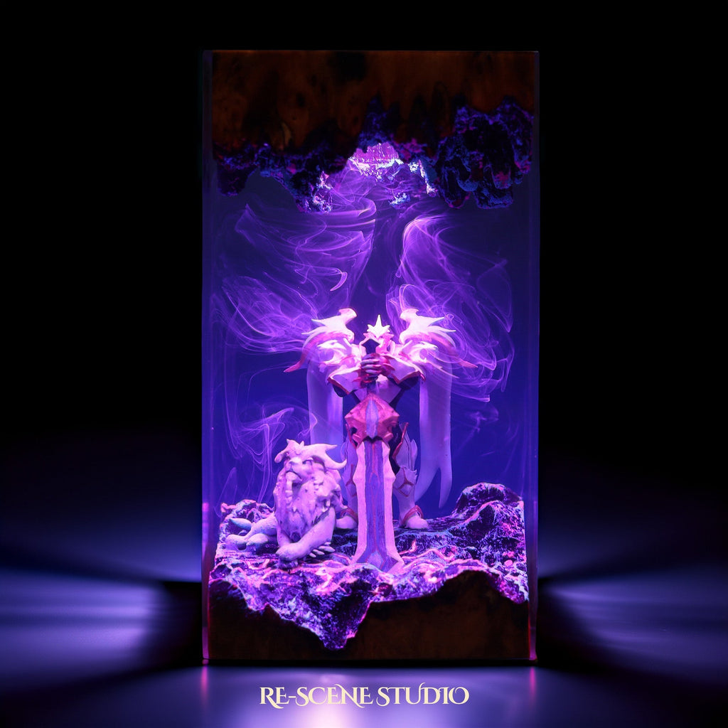 God-King Garen Resin Lamp — view 3
