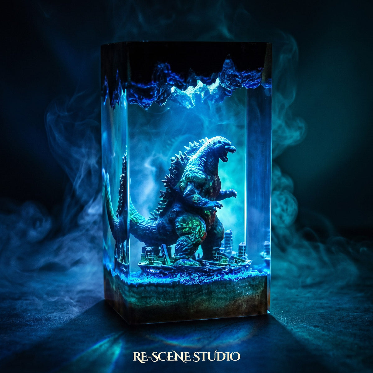 Godzilla Resin Lamp V3 — view 3