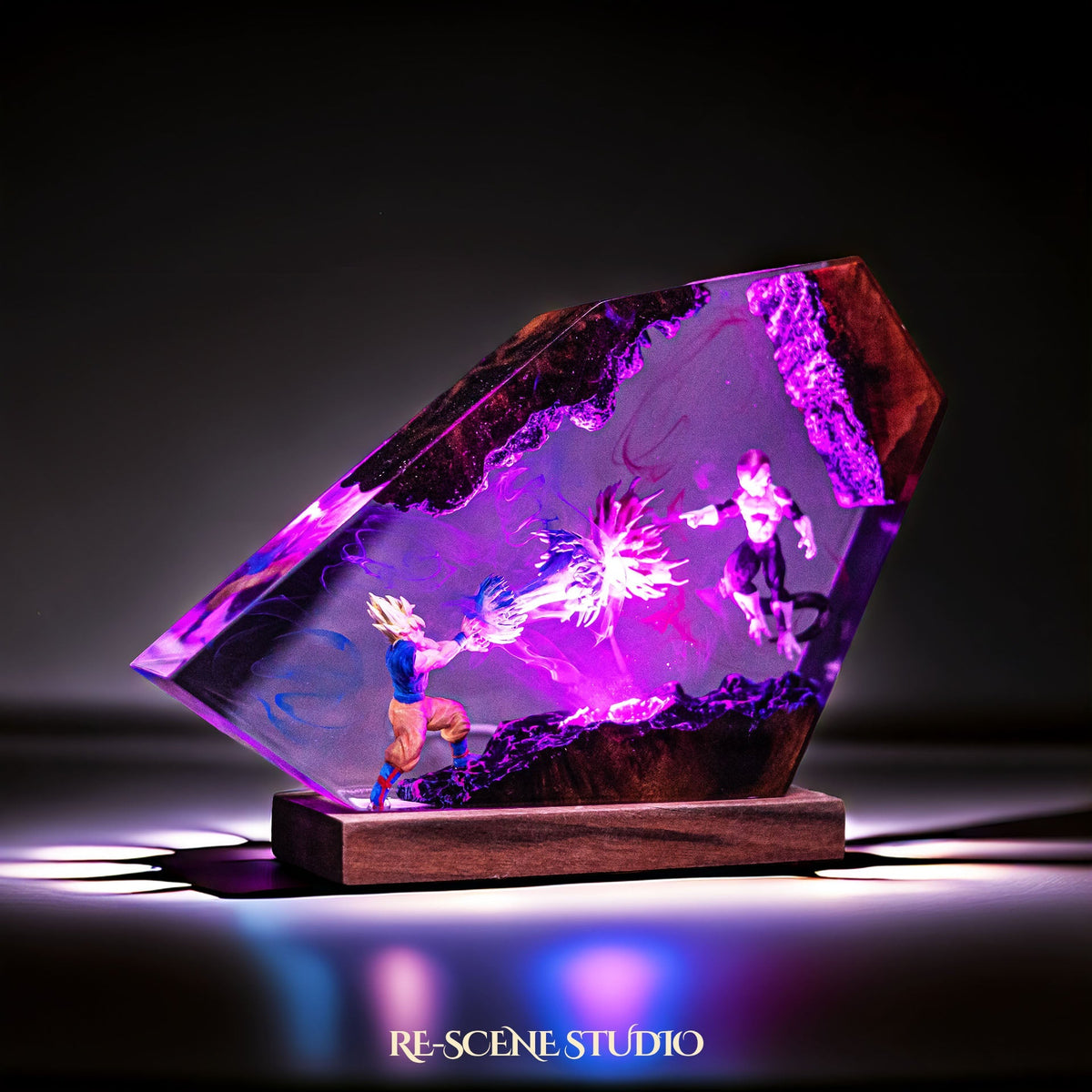 Goku vs Frieza Resin Lamp V2 — view 7