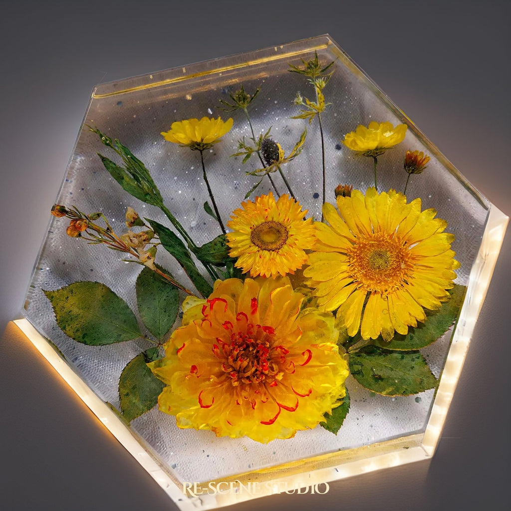 Golden Daisy Blossom Resin Lamp — view 5