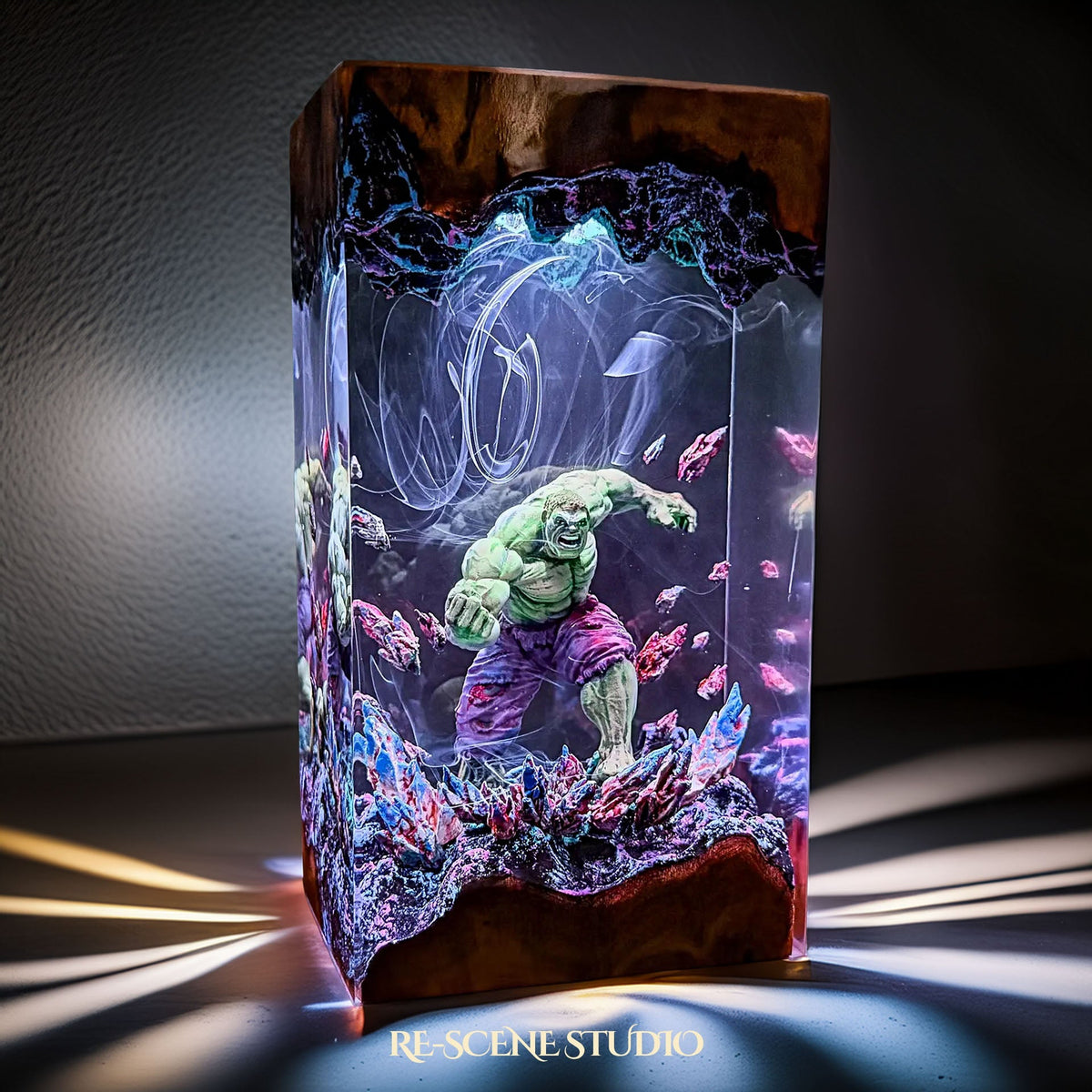 Hulk Resin Lamp — view 2
