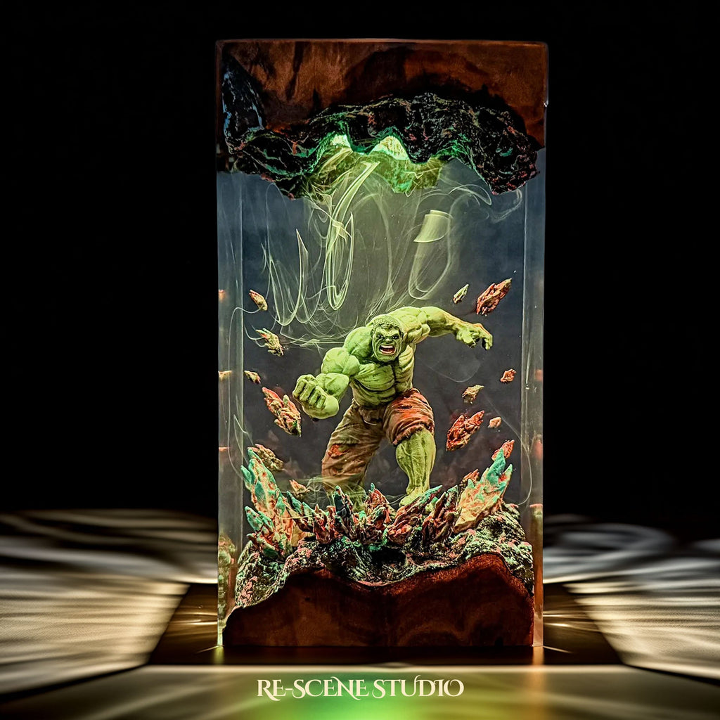 Hulk Resin Lamp