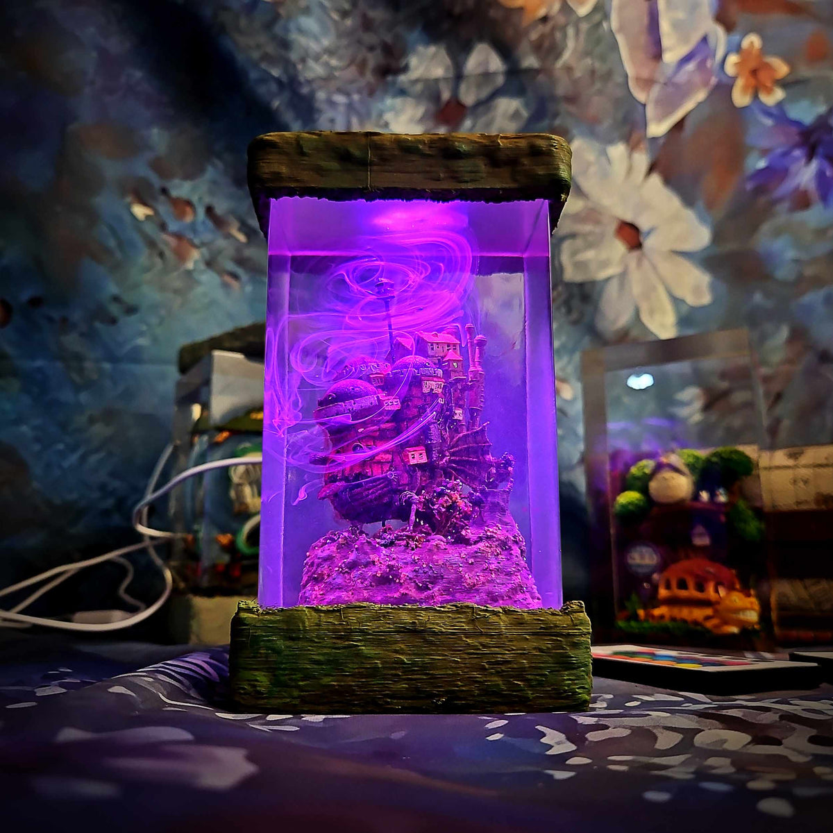 Howl's Moving Castle Resin Lamp — view 10