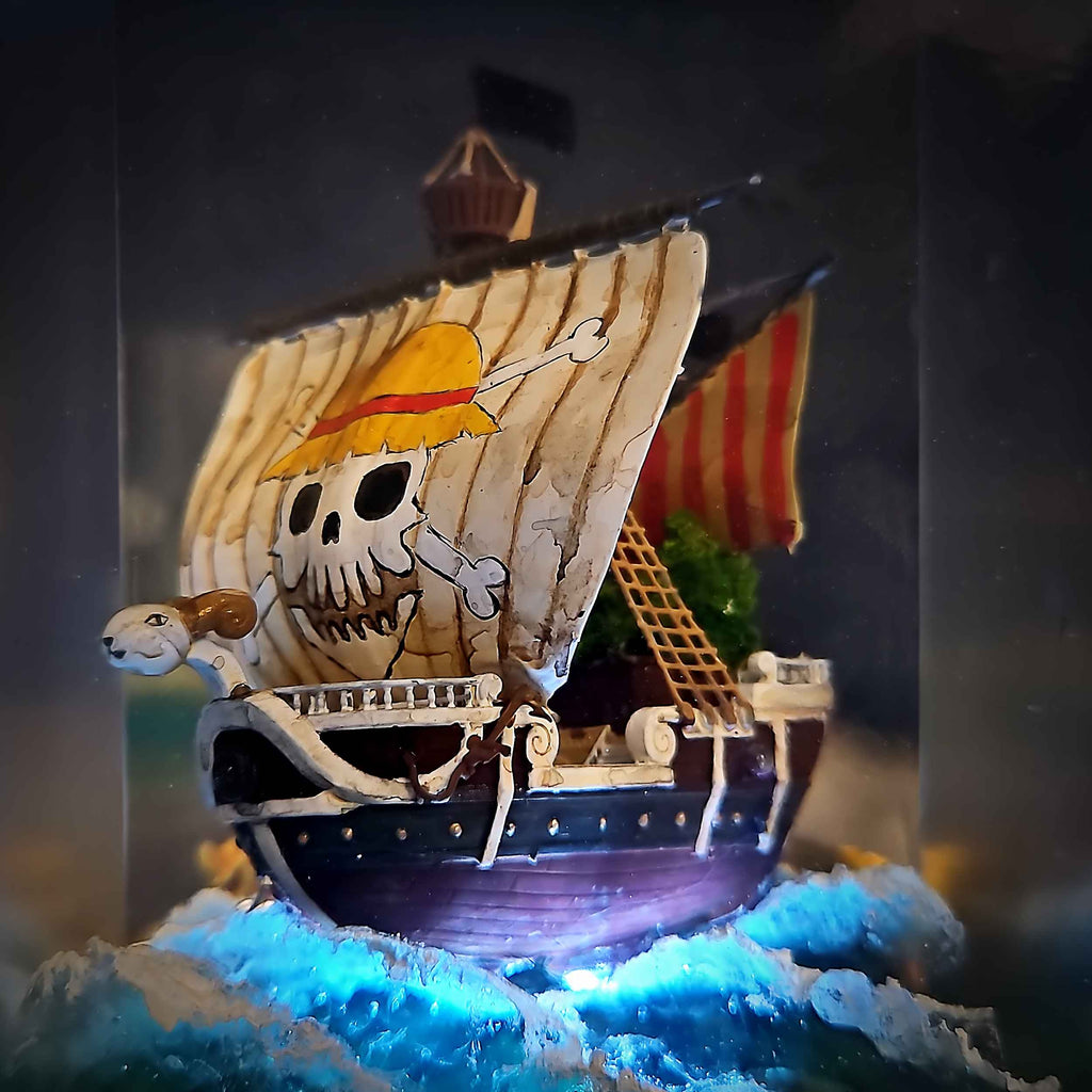 Going Merry Resin Lamp V1 — view 3