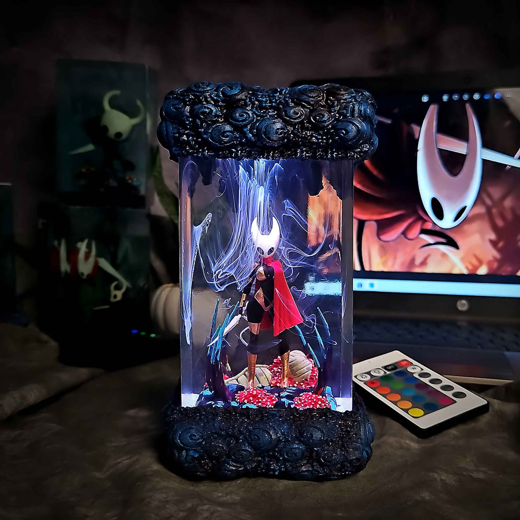 Hornet Resin Lamp V1 — view 2