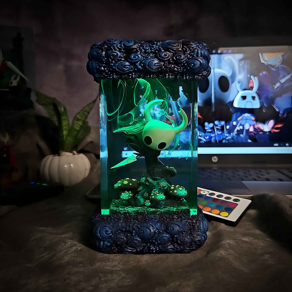 The Knight Resin Lamp V2 — view 7