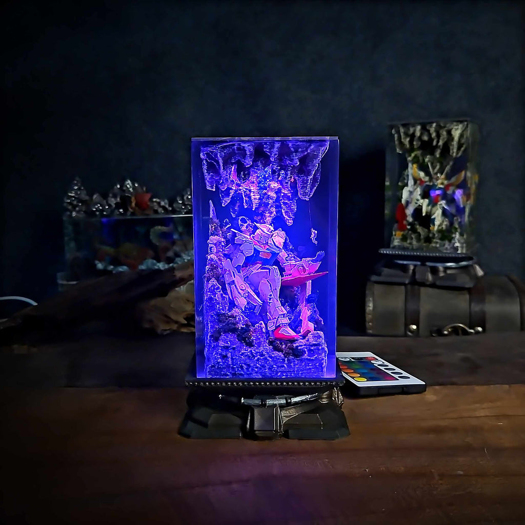 RX-78-2 Gundam Resin Lamp — view 2