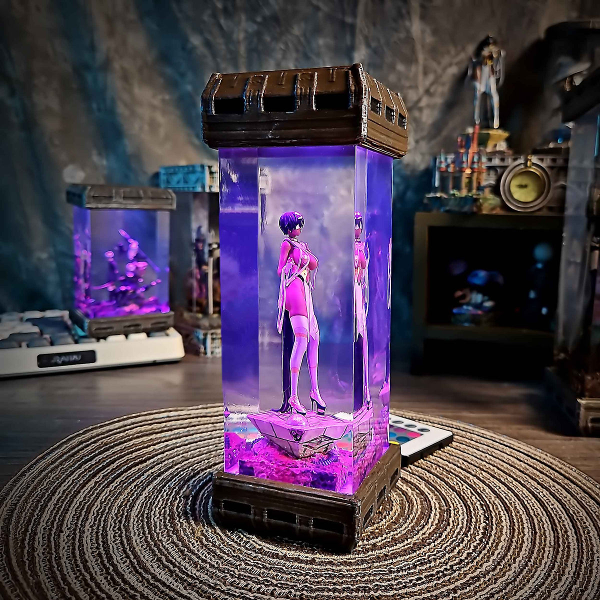 2P Resin Lamp — view 11