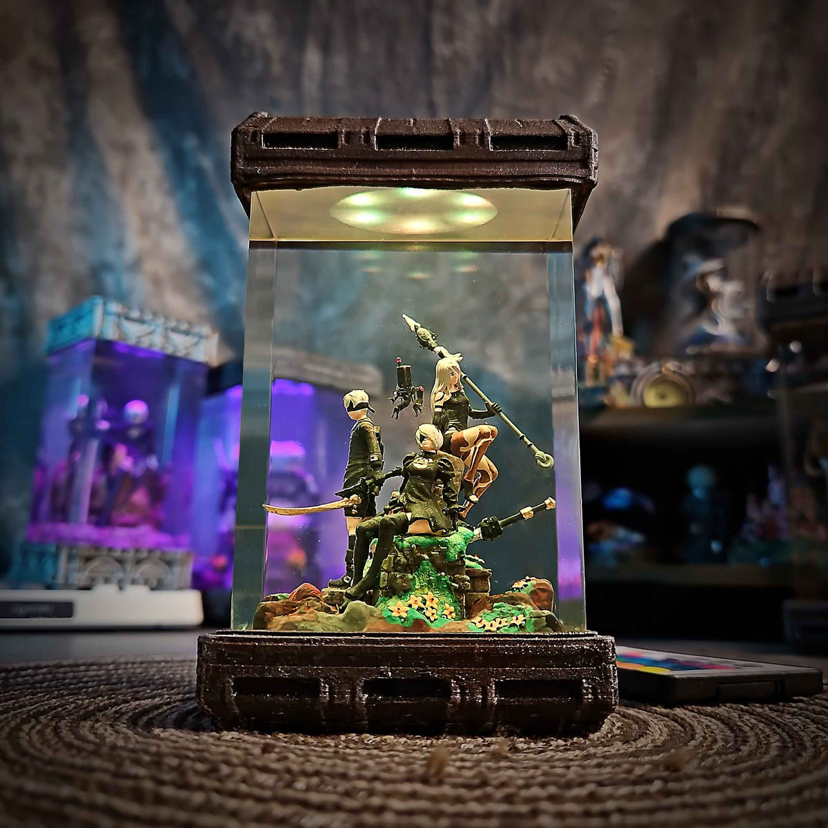 2B, 9S & A2 Diorama Resin Lamp — view 8