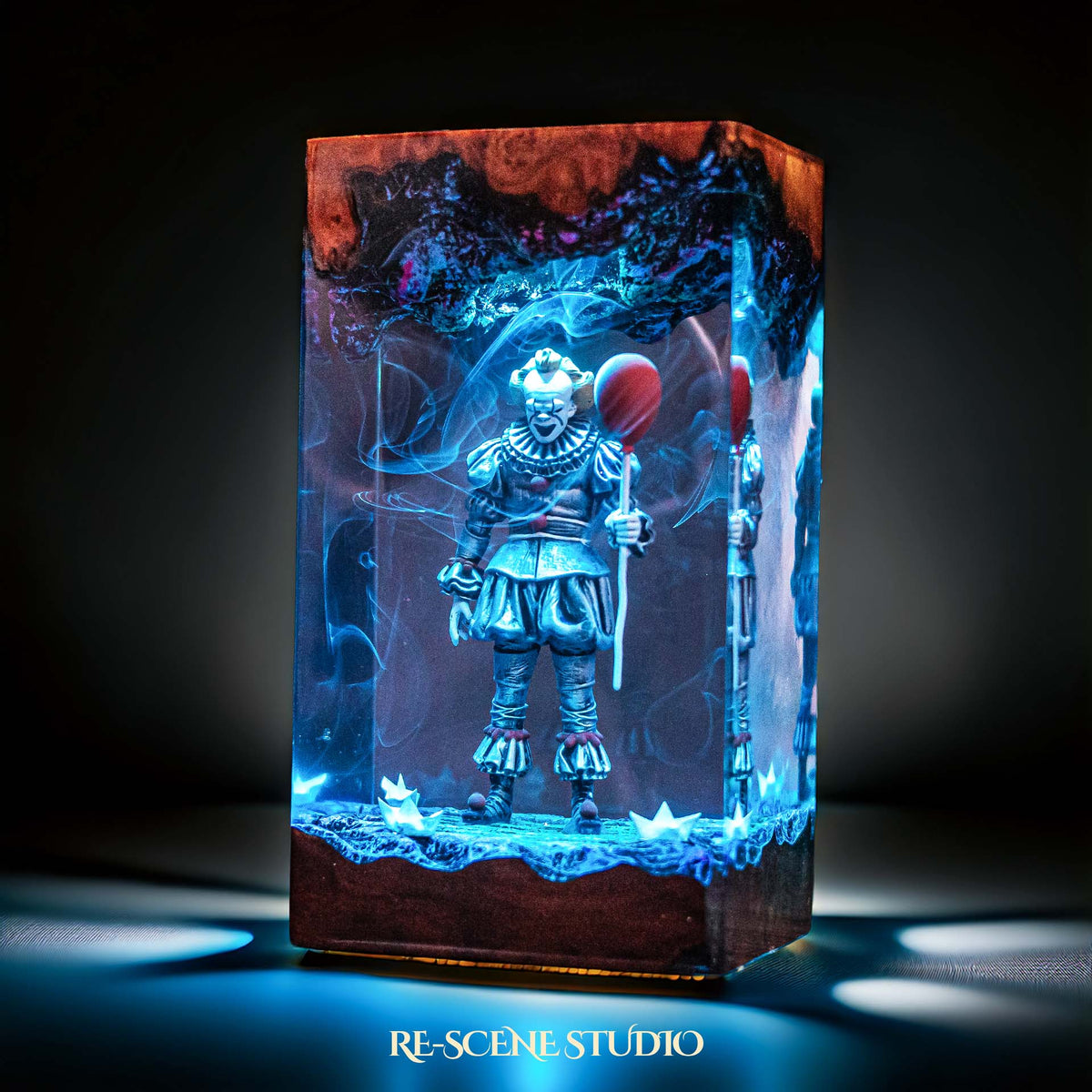 Pennywise Resin Lamp — view 6