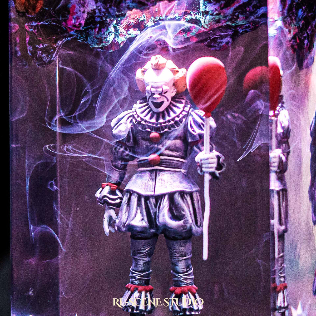 Pennywise Resin Lamp — view 7