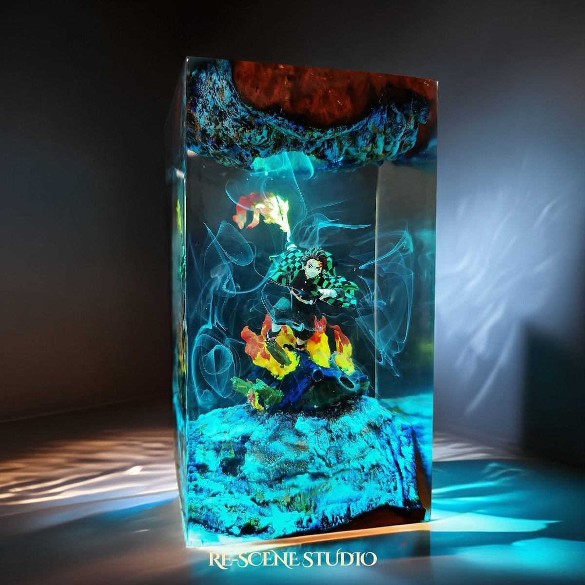 Tanjiro Resin Lamp V1 — view 2