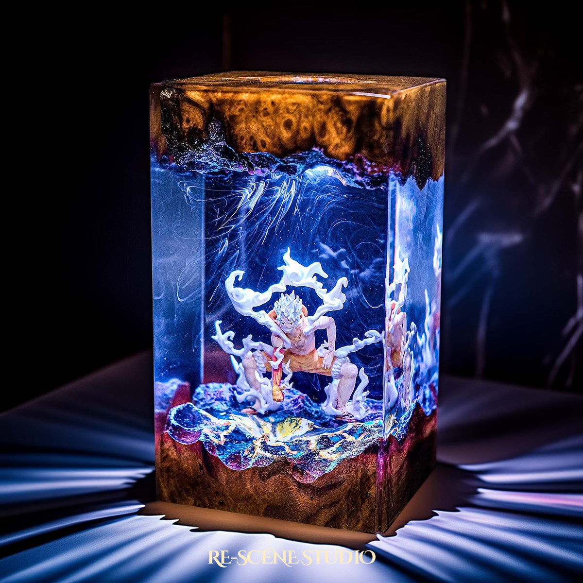 Luffy Gear 5 Resin Lamp V1 — view 2