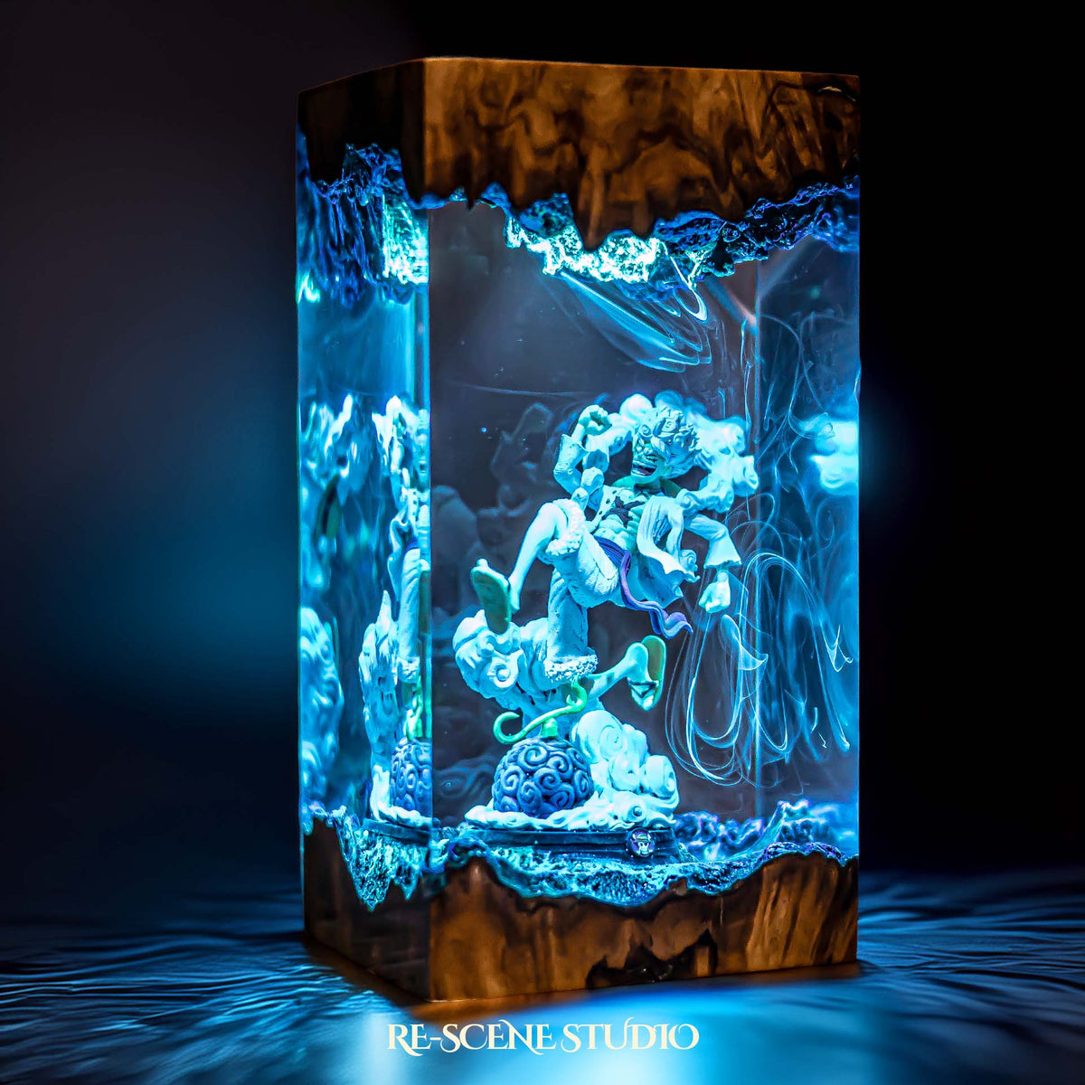 Luffy Gear 5 Resin Lamp V3 — view 2