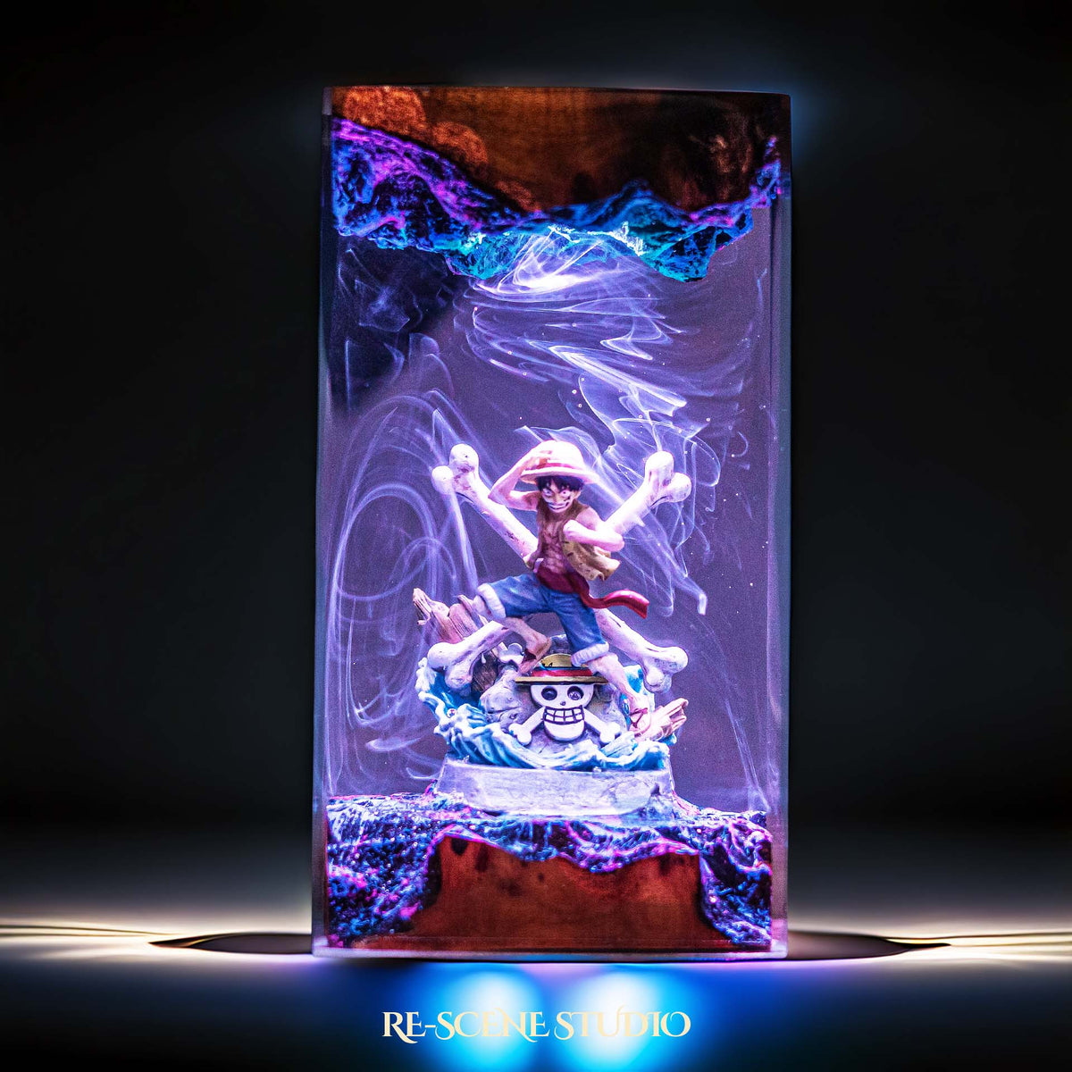 Luffy Resin Lamp V4